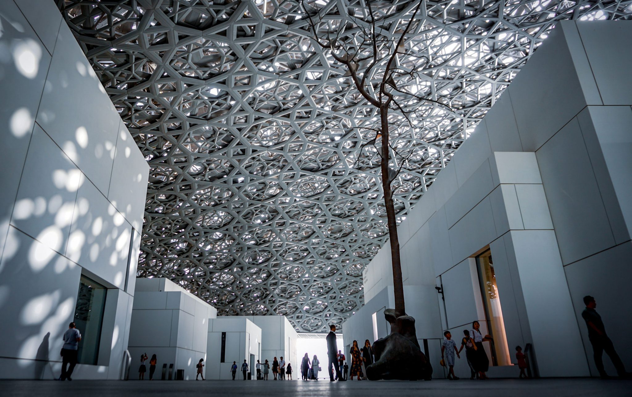 Louvre Abu Dhabi, ph: Agnieszka Kowalczyk / Unsplash